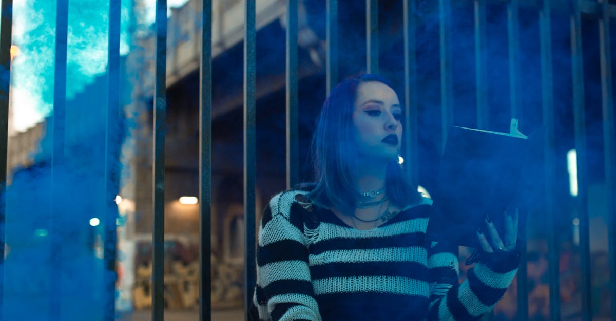 découvrez l'univers captivant du gothisme, un mouvement culturel et artistique qui allie mode, musique et philosophies sombres. plongez dans l'esthétique gothique, son histoire fascinante et ses influences contemporaines qui continuent de marquer l'expression individuelle.