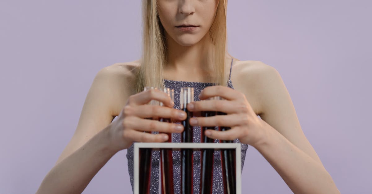 découvrez l'univers fascinant du goth, un mouvement culturel mêlant esthétique sombre, musique alternative et une philosophie de vie unique. plongez dans l'histoire du gothisme, ses influences artistiques et son impact sur la mode et la musique contemporaine.