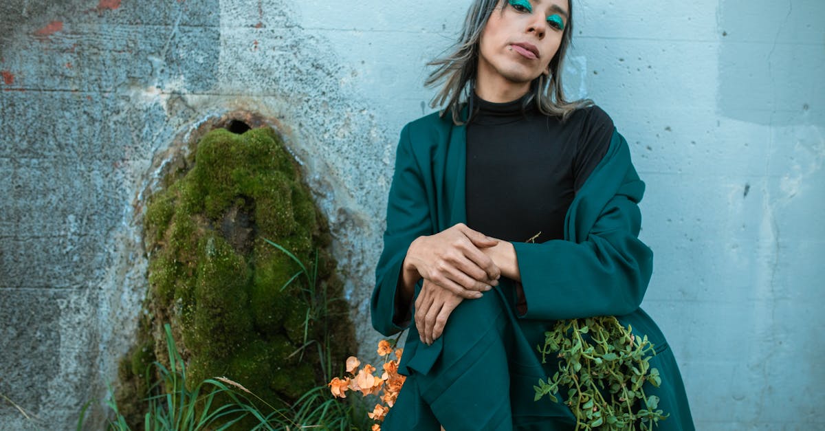 découvrez l'univers fascinant des collaborations gothiques, où la mode, la musique et l'art s'entrelacent pour créer des œuvres uniques et sombres. plongez dans les partenariats innovants qui redéfinissent l'esthétique gothique contemporaine.