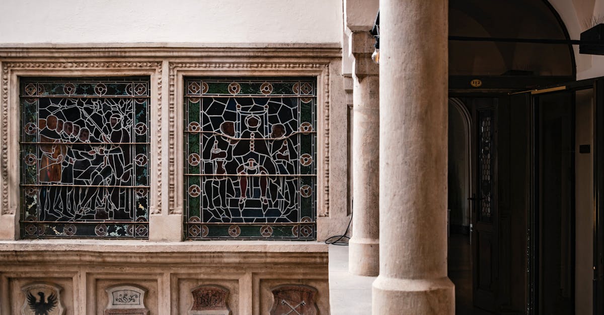 découvrez l'univers du design gothique, alliant atmosphères sombres et élégance intemporelle. plongez dans l'esthétique fascinante, où l'art, l'architecture et la mode se rencontrent pour créer des espaces et des looks enchanteurs, chargés de mystère et de caractère.