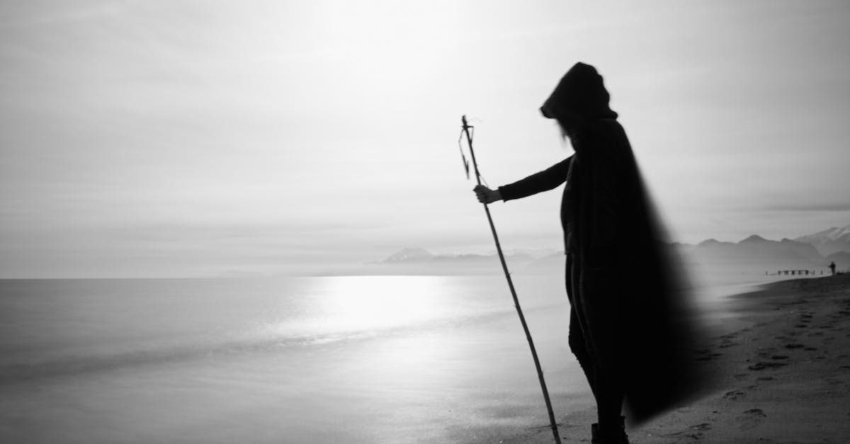 découvrez l'univers de la mélancolie, un voyage introspectif à travers les émotions profondes et les réflexions sur la vie, l'amour et la solitude. plongez dans des textes qui capturent la beauté et la tristesse de l'existence.