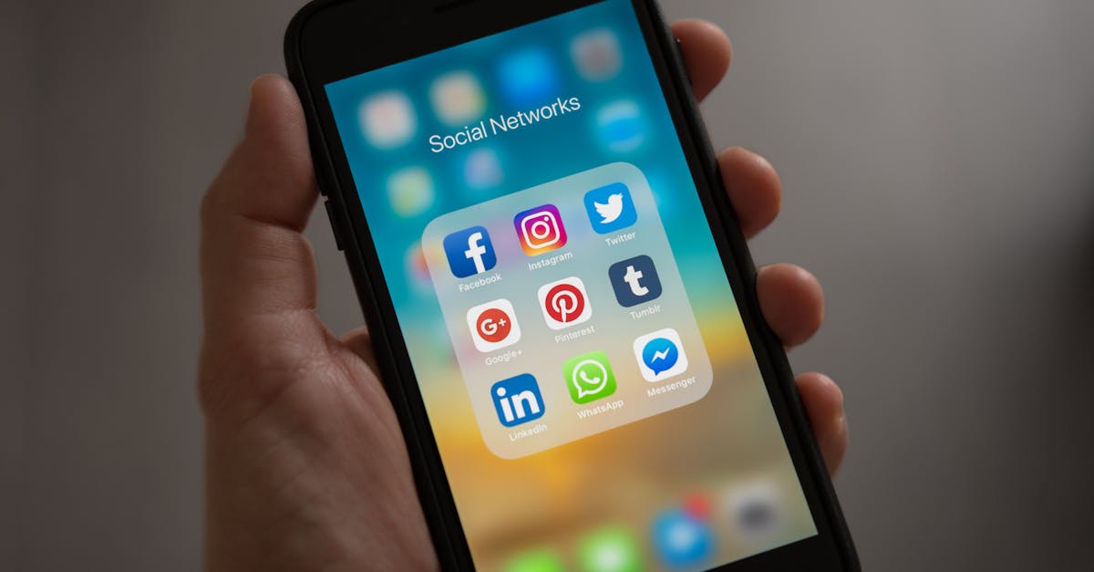 découvrez les tendances et stratégies essentielles des réseaux sociaux pour optimiser votre présence en ligne, renforcer votre engagement et atteindre vos objectifs marketing.