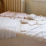 découvrez l'élégance et le soutien d'un corset, un incontournable de la mode qui sculpte la silhouette tout en offrant un confort exceptionnel. explorez notre collection pour ajouter une touche vintage et sophistiquée à votre garde-robe.