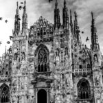 découvrez l'univers fascinant du style gothic : ses origines, ses influences culturelles et ses expressions à travers la mode, la musique et l'art. plongez dans un monde unique, mystérieux et intemporel.