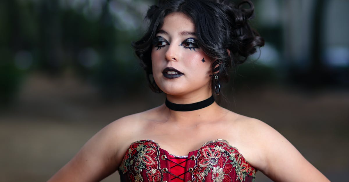 découvrez l'élégance gothique, une alliance raffinée de mystère, de sophistication et de style sombre. explorez les tendances, inspirations et conseils pour adopter ce look unique et intemporel.