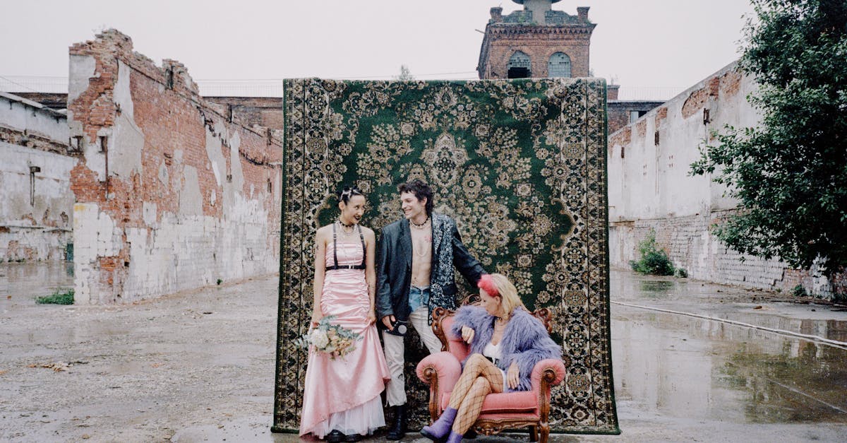 découvrez l'esthétique envoûtante de la photographie de mode gothique : une alliance d'élégance sombre, de créativité artistique et de styles avant-gardistes inspirés par l'univers gothique.