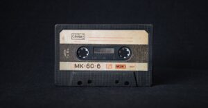 découvrez la nostalgie, ce sentiment doux-amer qui nous ramène à des souvenirs précieux du passé. plongez dans l’émotion des moments d’autrefois et explorez comment la nostalgie influence notre vie quotidienne et notre bien-être.