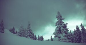 découvrez la signification et l'importance du silence dans notre quotidien, ses bienfaits sur le bien-être, et comment il peut améliorer votre concentration et apaiser l'esprit.