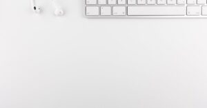 découvrez le minimalisme : un mode de vie qui privilégie l'essentiel, réduit le superflu et vous aide à vivre de façon plus simple, harmonieuse et épanouissante.